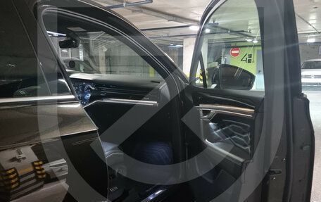 Volkswagen Touareg III, 2021 год, 8 300 000 рублей, 9 фотография