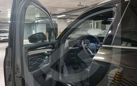 Volkswagen Touareg III, 2021 год, 8 300 000 рублей, 7 фотография