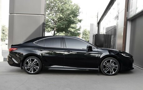 Toyota Camry, 2024 год, 3 750 000 рублей, 5 фотография