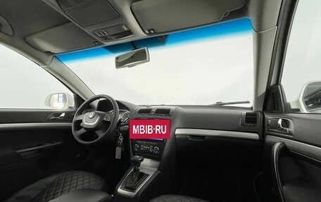 Skoda Octavia, 2011 год, 800 000 рублей, 13 фотография