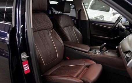 BMW 5 серия, 2019 год, 3 850 000 рублей, 13 фотография
