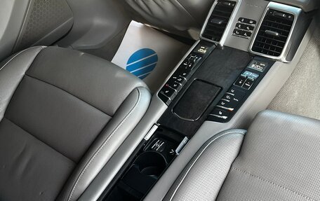 Porsche Panamera II рестайлинг, 2012 год, 4 000 000 рублей, 25 фотография