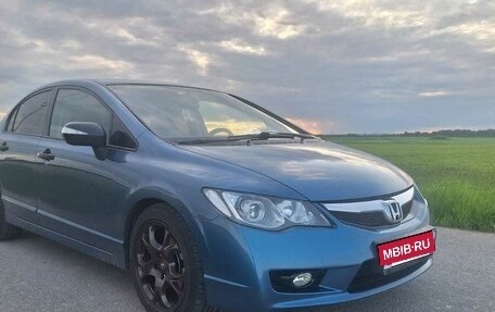 Honda Civic VIII, 2009 год, 1 020 000 рублей, 3 фотография