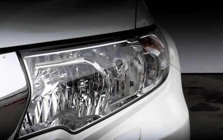 Toyota Land Cruiser Prado 150 рестайлинг 2, 2018 год, 4 200 000 рублей, 17 фотография