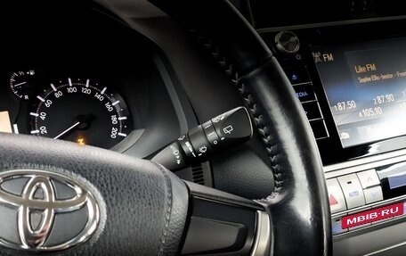 Toyota Land Cruiser Prado 150 рестайлинг 2, 2018 год, 4 200 000 рублей, 26 фотография