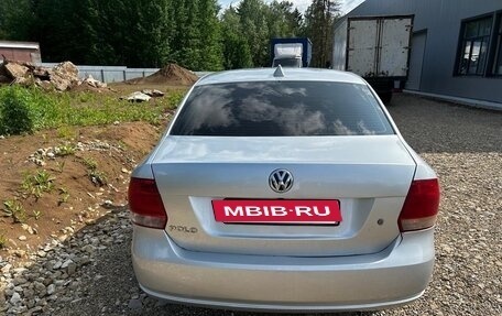 Volkswagen Polo VI (EU Market), 2012 год, 490 000 рублей, 2 фотография