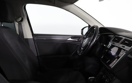 Volkswagen Tiguan II, 2018 год, 2 989 990 рублей, 14 фотография