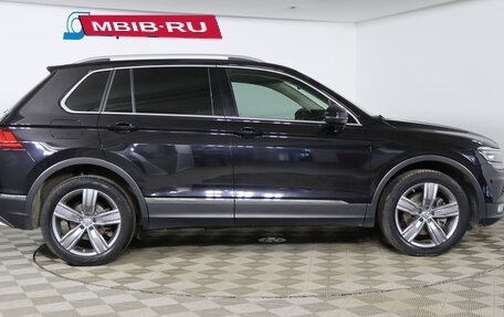 Volkswagen Tiguan II, 2018 год, 2 989 990 рублей, 4 фотография