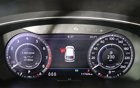 Volkswagen Tiguan II, 2018 год, 2 989 990 рублей, 16 фотография