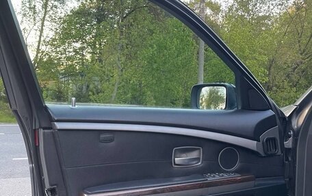 BMW 7 серия, 2004 год, 790 000 рублей, 17 фотография