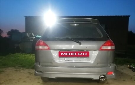 Nissan Wingroad III, 2000 год, 250 000 рублей, 2 фотография