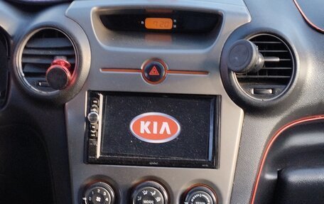 KIA Carens III (RP), 2010 год, 620 000 рублей, 24 фотография