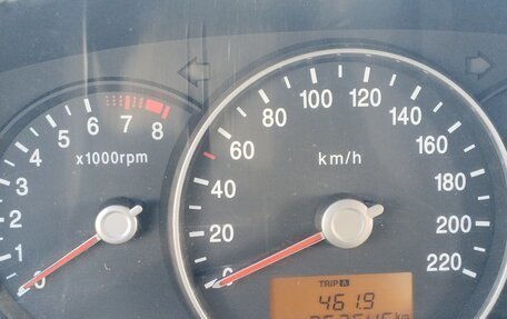 KIA Carens III (RP), 2010 год, 620 000 рублей, 26 фотография
