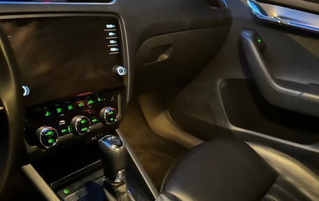 Skoda Octavia, 2018 год, 1 950 000 рублей, 11 фотография