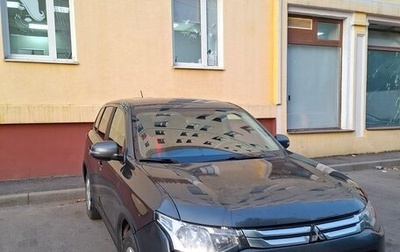 Mitsubishi Outlander III рестайлинг 3, 2014 год, 1 400 000 рублей, 1 фотография