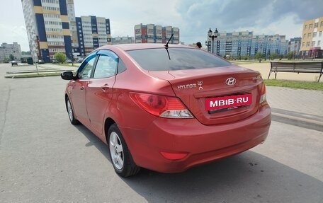 Hyundai Solaris II рестайлинг, 2011 год, 600 000 рублей, 17 фотография