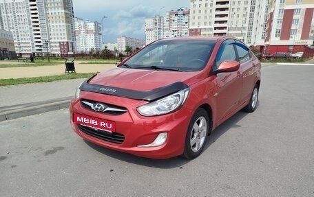 Hyundai Solaris II рестайлинг, 2011 год, 600 000 рублей, 7 фотография