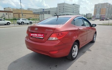 Hyundai Solaris II рестайлинг, 2011 год, 600 000 рублей, 15 фотография