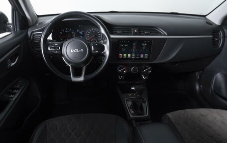 KIA Rio IV, 2022 год, 1 719 000 рублей, 6 фотография