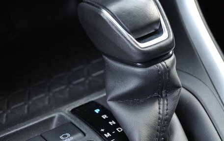 Toyota RAV4, 2019 год, 2 730 000 рублей, 3 фотография