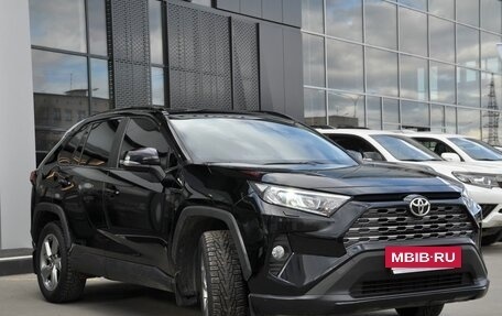 Toyota RAV4, 2019 год, 2 730 000 рублей, 5 фотография