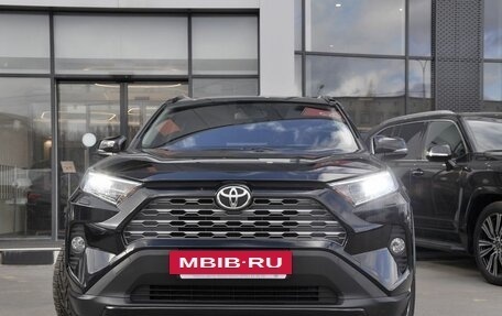 Toyota RAV4, 2019 год, 2 730 000 рублей, 4 фотография