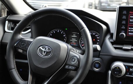 Toyota RAV4, 2019 год, 2 730 000 рублей, 10 фотография