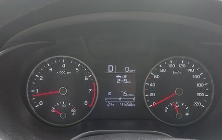 KIA Rio IV, 2018 год, 1 400 000 рублей, 10 фотография