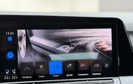 Volkswagen Golf R, 2022 год, 4 750 000 рублей, 11 фотография