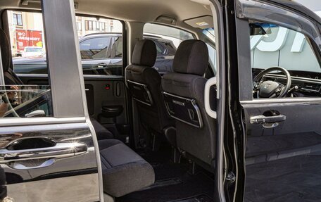 Honda Stepwgn IV, 2020 год, 2 630 000 рублей, 13 фотография