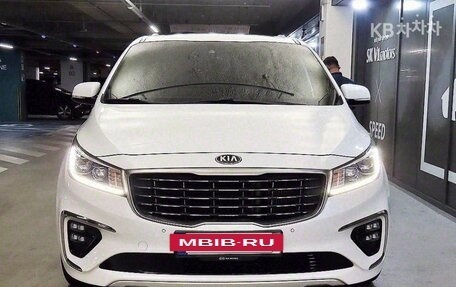 KIA Carnival III, 2020 год, 2 206 000 рублей, 2 фотография