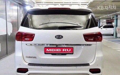 KIA Carnival III, 2020 год, 2 206 000 рублей, 5 фотография