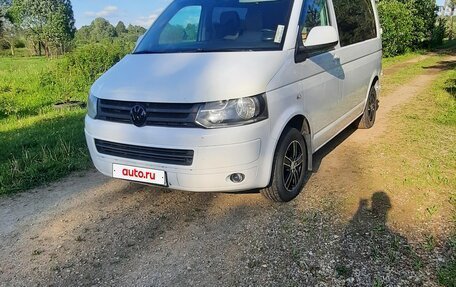Volkswagen Transporter T5 рестайлинг, 2014 год, 1 330 000 рублей, 3 фотография