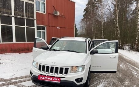 Jeep Compass I рестайлинг, 2012 год, 1 100 000 рублей, 3 фотография