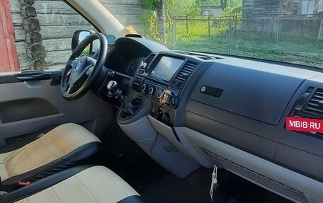 Volkswagen Transporter T5 рестайлинг, 2014 год, 1 330 000 рублей, 9 фотография