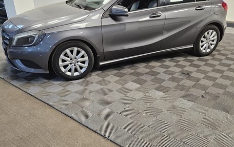 Mercedes-Benz A-Класс, 2013 год, 1 150 000 рублей, 10 фотография