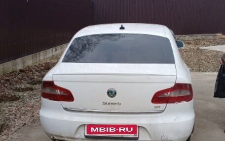 Skoda Superb III рестайлинг, 2012 год, 620 000 рублей, 4 фотография