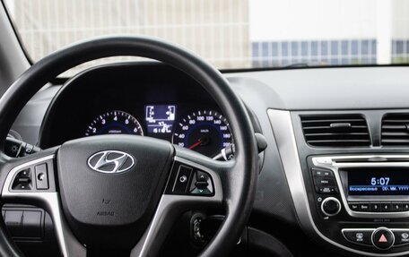 Hyundai Solaris II рестайлинг, 2014 год, 870 000 рублей, 13 фотография