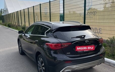 Infiniti QX30, 2017 год, 2 900 000 рублей, 3 фотография