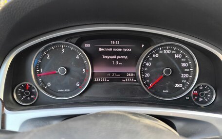 Volkswagen Touareg III, 2011 год, 1 800 000 рублей, 1 фотография