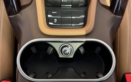 Porsche Cayenne III, 2015 год, 4 699 000 рублей, 26 фотография