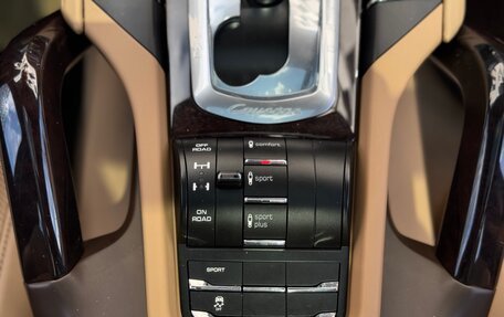 Porsche Cayenne III, 2015 год, 4 699 000 рублей, 27 фотография