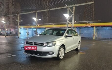 Volkswagen Polo VI (EU Market), 2015 год, 950 000 рублей, 6 фотография