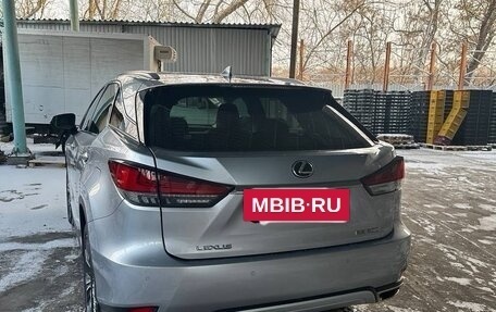 Lexus RX IV рестайлинг, 2021 год, 5 700 000 рублей, 5 фотография