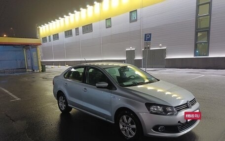 Volkswagen Polo VI (EU Market), 2015 год, 950 000 рублей, 10 фотография