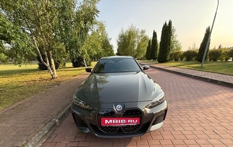 BMW i4, 2022 год, 8 000 000 рублей, 13 фотография
