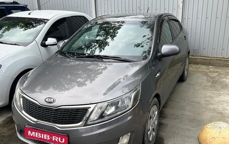KIA Rio III рестайлинг, 2015 год, 900 000 рублей, 1 фотография
