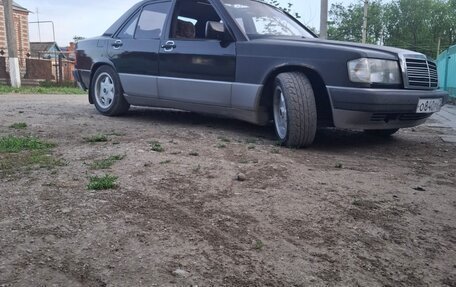 Mercedes-Benz 190 (W201), 1992 год, 200 000 рублей, 2 фотография