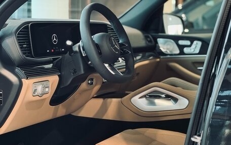 Mercedes-Benz GLS, 2024 год, 23 500 000 рублей, 3 фотография