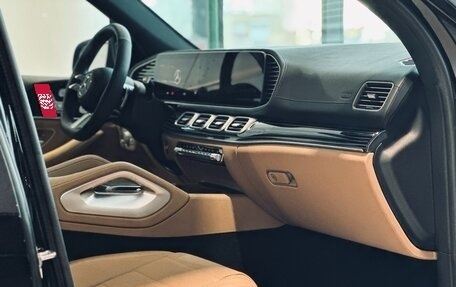 Mercedes-Benz GLS, 2024 год, 23 500 000 рублей, 4 фотография